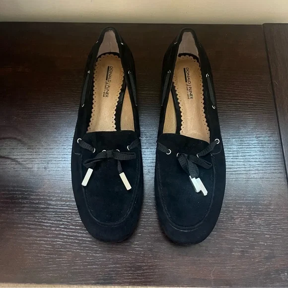 Donald J. Pliner | Shoes | Donald J Pliner Lenna Black Suede  display picture 3